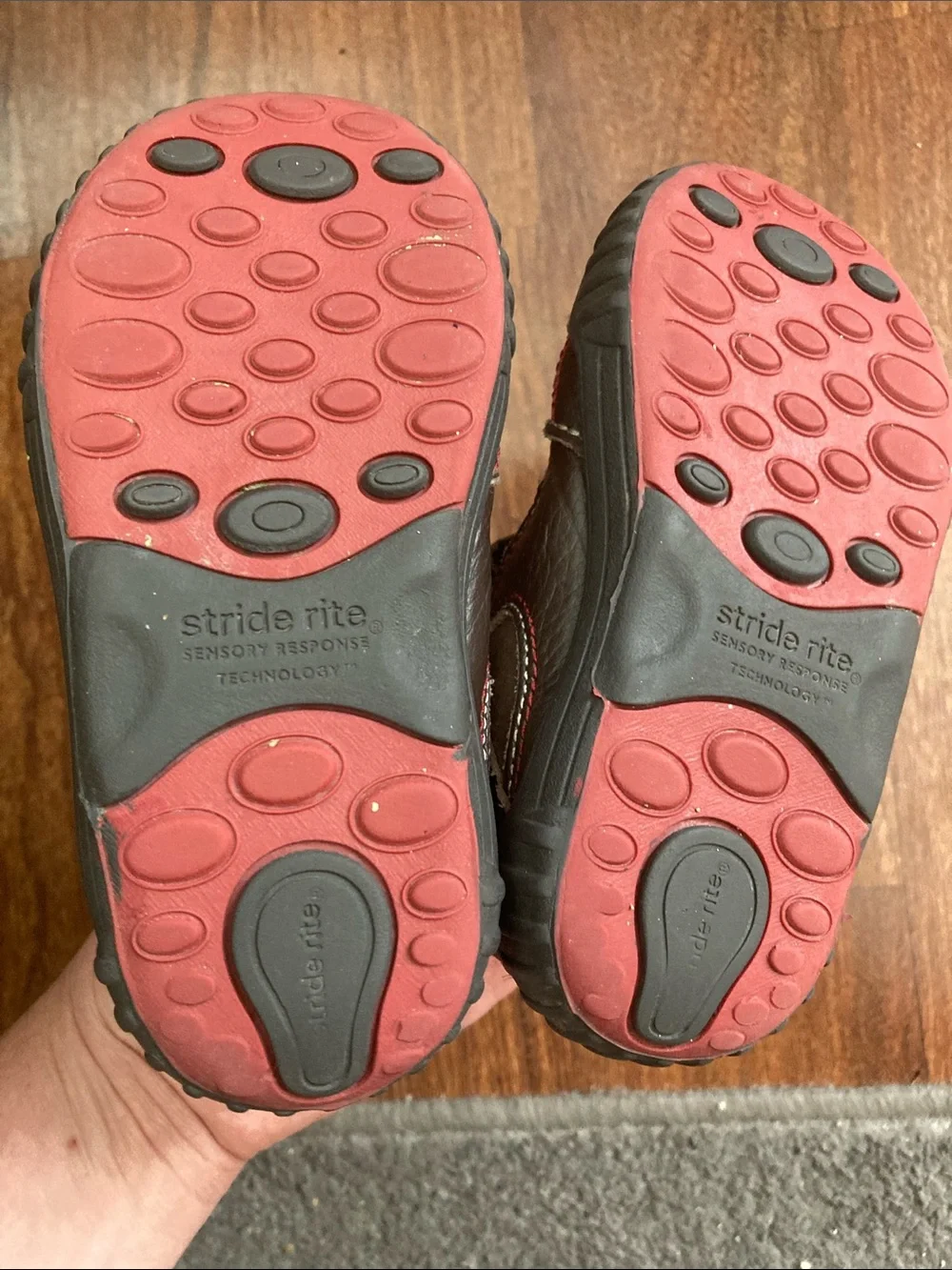 Stride Rite Brown Leather High-Top Sneakers Sz 7.5W